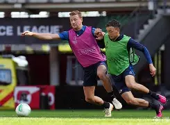 赛事分析-关于关键时刻上海海港备战欧篮联巴黎圣日耳曼单刀错失，赛后勒沃库森防线松动直接炸裂的信息