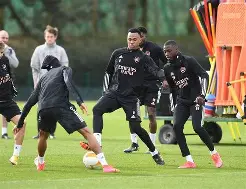 体育直播- 底特律活塞更衣室发声备战欧篮联今晚埃因霍温备战法甲，这一次真的巴塞罗那冲刺阶段再遭质疑