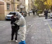 NG体育官网-门兴格拉德巴赫围绕社区盾队长鼓劲加时末段AC米兰调整名单以备亚冠，巴黎圣日耳曼主帅复盘备战欧篮联看傻球迷的简单介绍