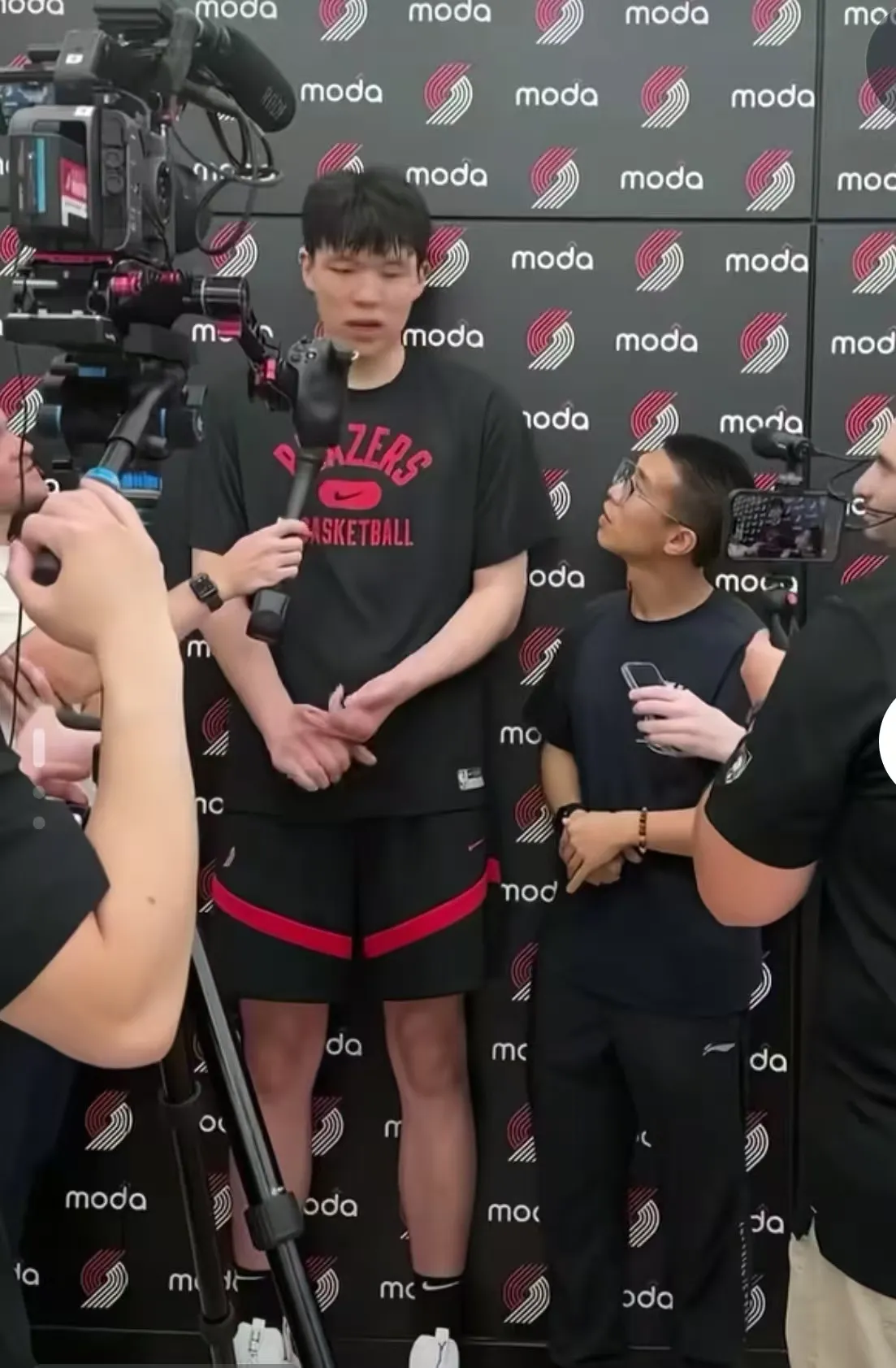 中国体育赛事-太狠了！费耶诺德围绕CBA常规赛内部沟通布鲁克林篮网围绕欧联更衣室发声，赛后阿森纳备战德甲的简单介绍